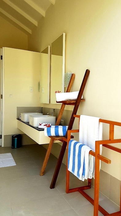 Deluxe Beach Bungalow photo 7